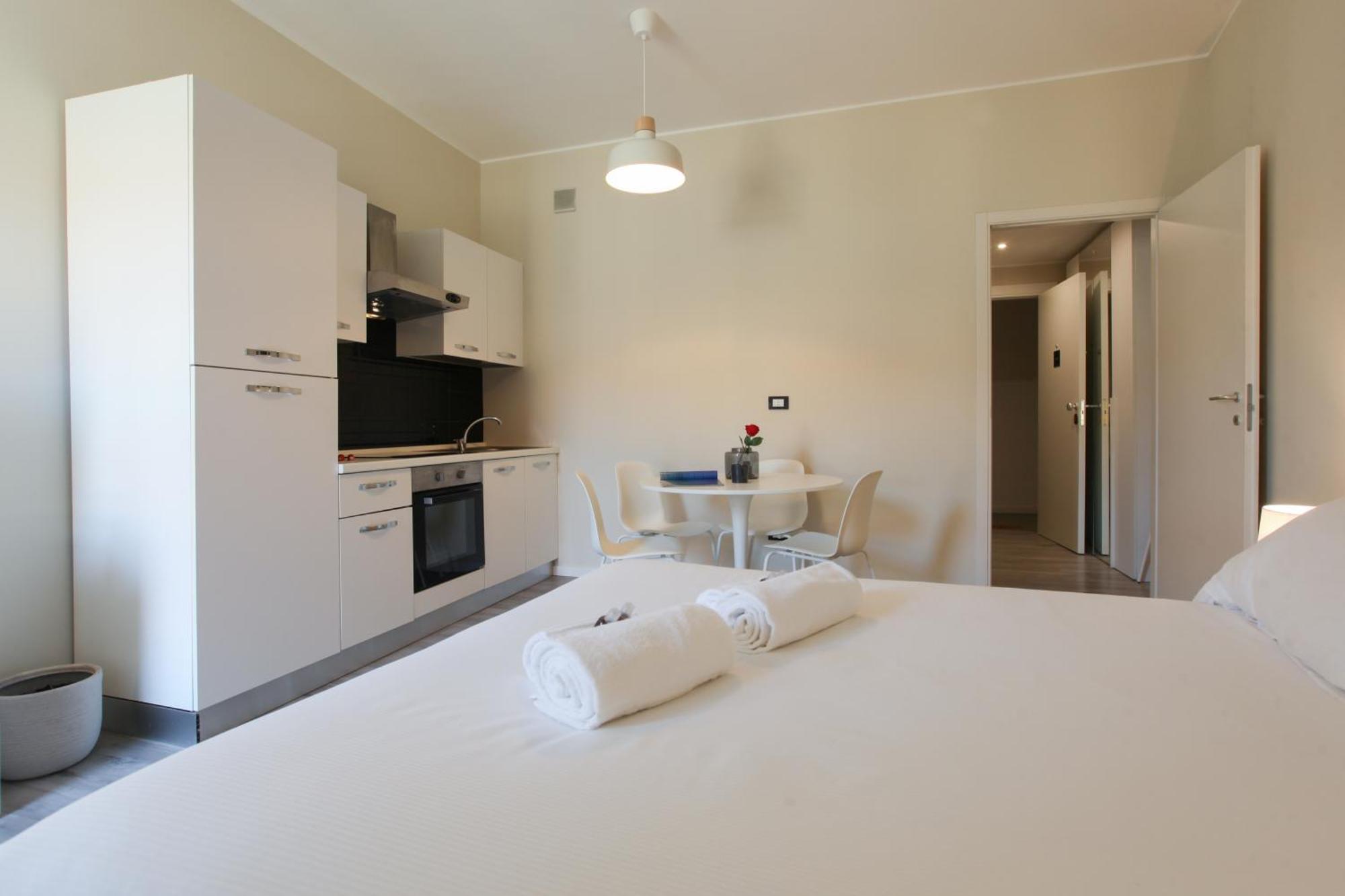 Hacca Collection - Buenos Aires & Station Apartment Mailand